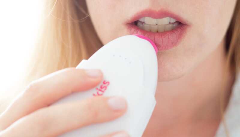 Bacio di PMD: il miglior lip plumper per labbra piene senza iniezioni