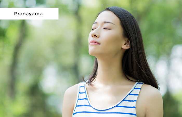 Le 26 pose di Yoga Bikram - una guida completa passo-passo