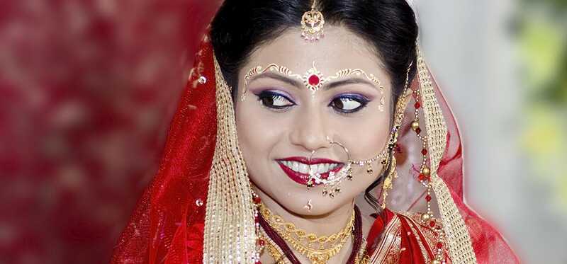 Top 9 artisti di trucco da sposa a Kolkata
