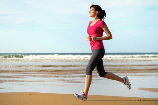 10 efficaci esercizi di mattina per la perdita di peso