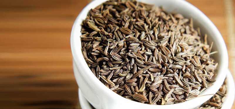 14 benefici incredibili di Caraway Seeds (Shahjeera) per la tua pelle, capelli e salute