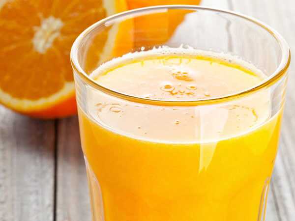 Top 10 benefici per la salute del succo d'arancia