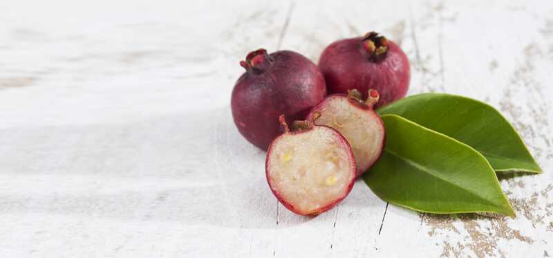 10 benefici per la salute di Strawberry Guava