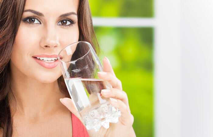 Idratazione 101: Quanta acqua dovresti idealmente bere ogni giorno?