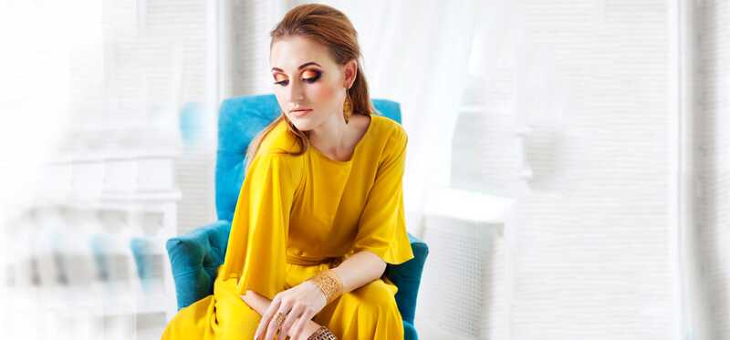4 suggerimenti trucco incredibili da indossare con il tuo abito giallo