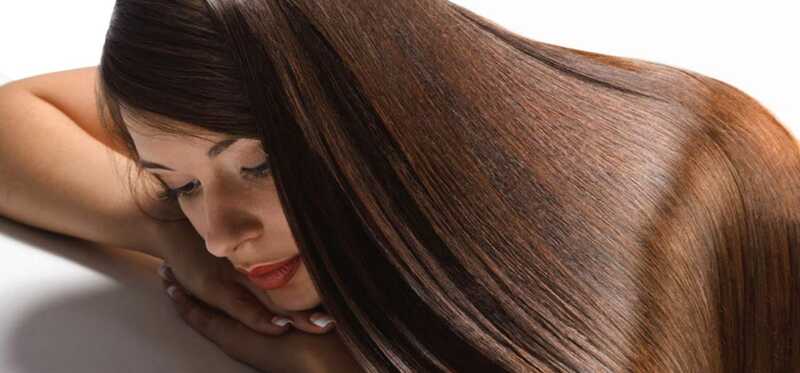 16 Segreti di Shahnaz Husain per capelli lunghi e lucenti