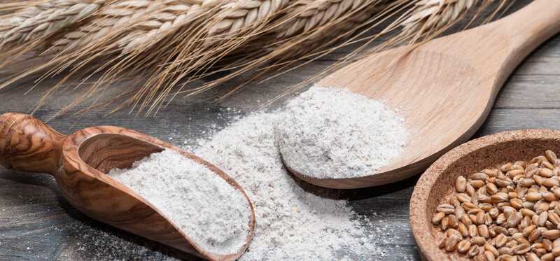 28 vantaggi incredibili di Whole Wheat (Gehu Ka Aata) per la pelle, i capelli e la salute