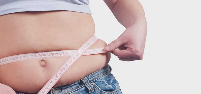 10 semplici suggerimenti per ridurre il grasso inferiore della pancia