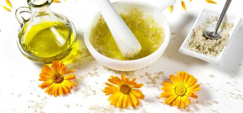 4 modi semplici per rendere la pelle dell'olio di oliva Moisturizer