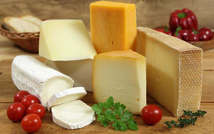 10 benefici enormi di salute del formaggio blu