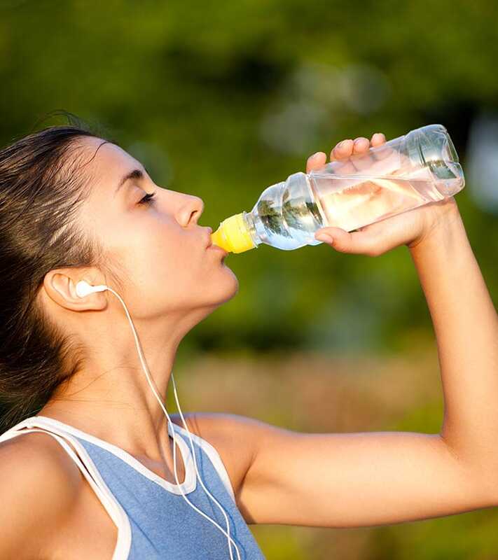 10 effetti collaterali insoliti di bere molta acqua
