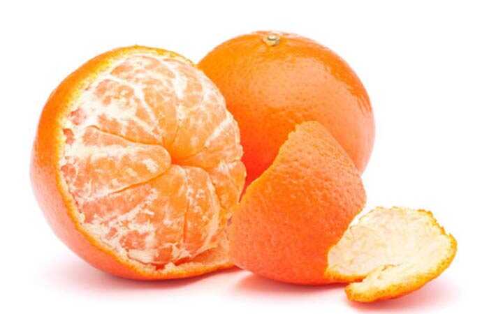 21 benefici incredibili di frutta del mandarino per la pelle, i capelli e la salute