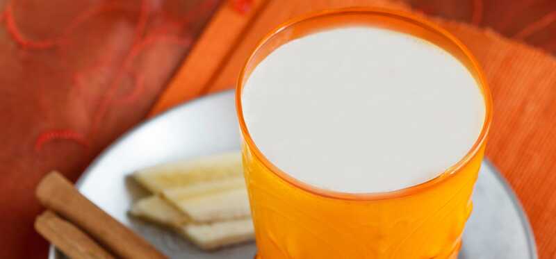 25 benefici e usi incredibili del latte di burro (Chaas)