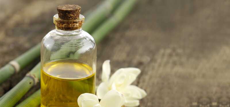 7 vantaggi straordinari dell'olio essenziale di Gardenia
