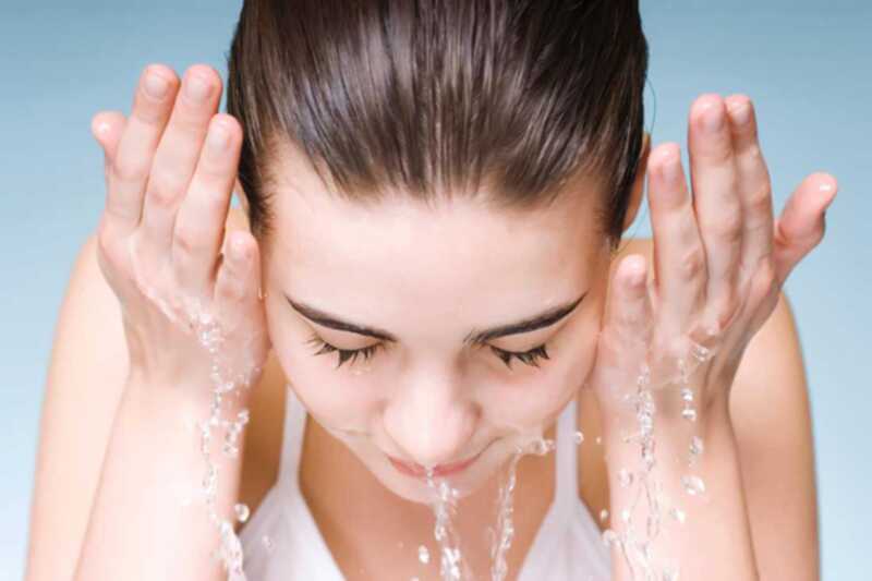 Cik labi jūs īsti mazgājat seju?