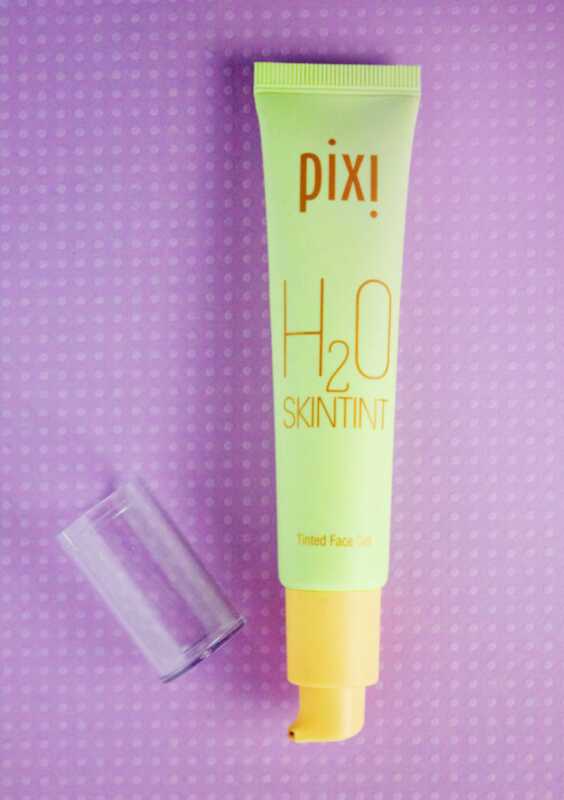 Pixi h2o skintint е следна шминка за лице (и јас сум целосно опседнат)