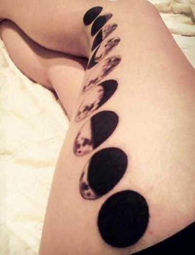10 Spektakulære Moon Tattoo Designs