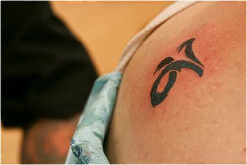Topp 10 Steinbukken tatoveringsdesign