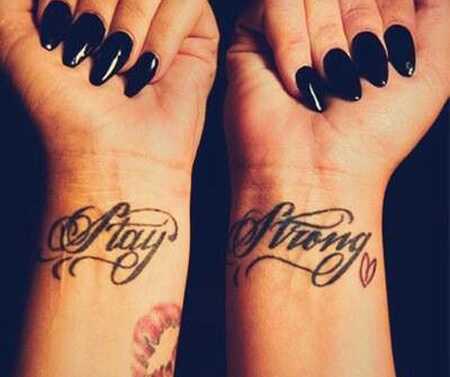 Topp 10 Demi Lovato tatoveringer og deres betydning