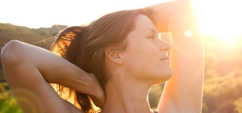 15 manfaat sinar matahari yang luar biasa untuk kulit, rambut dan kesehatan