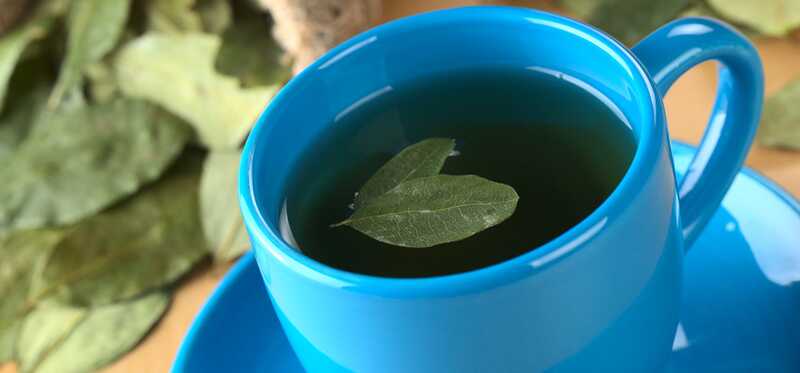 7 beneficis i 5 efectes secundaris del te de Coca