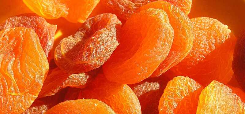 15 bästa fördelar med torkade aprikoser (Sukhi Khubani) för hud, hår och hälsa